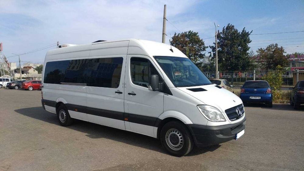 Заказ, аренда автобуса, микроавтобуса, маршрутки 18,19,20,21 место