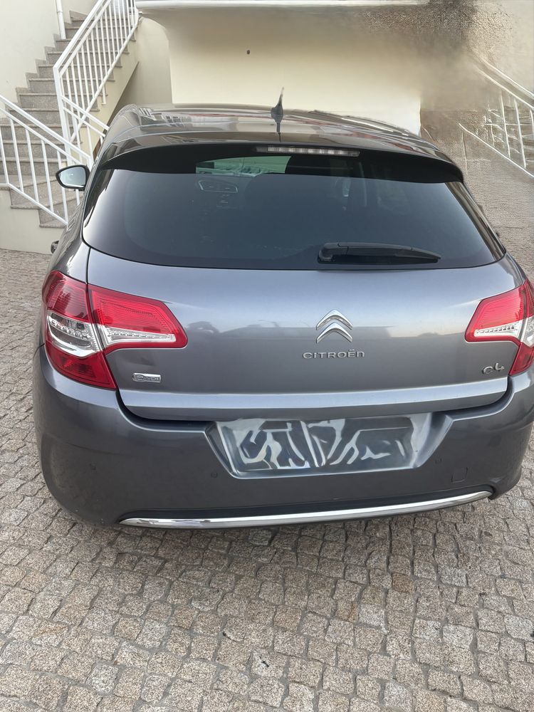 Citroen C4 com caixa automatica
