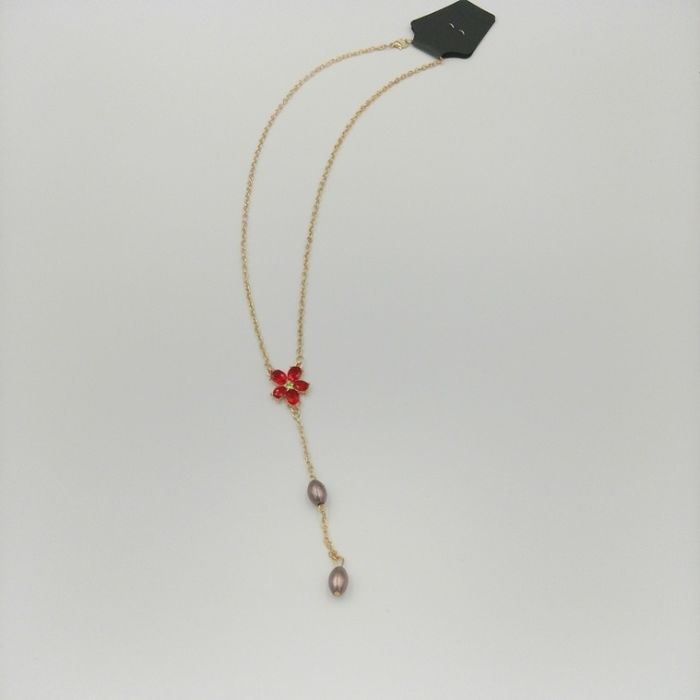 Naszyjnik z kwiatkiem