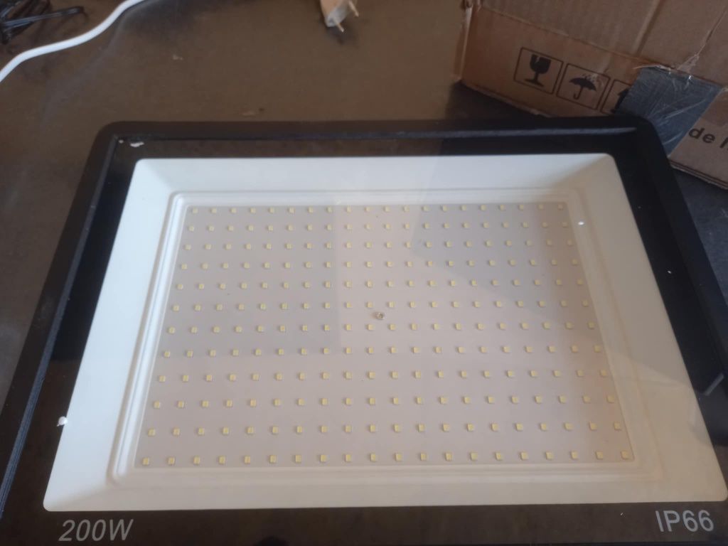 Reflektor zewnętrzny LED treoir, 200 W, 6000K zimna biel
