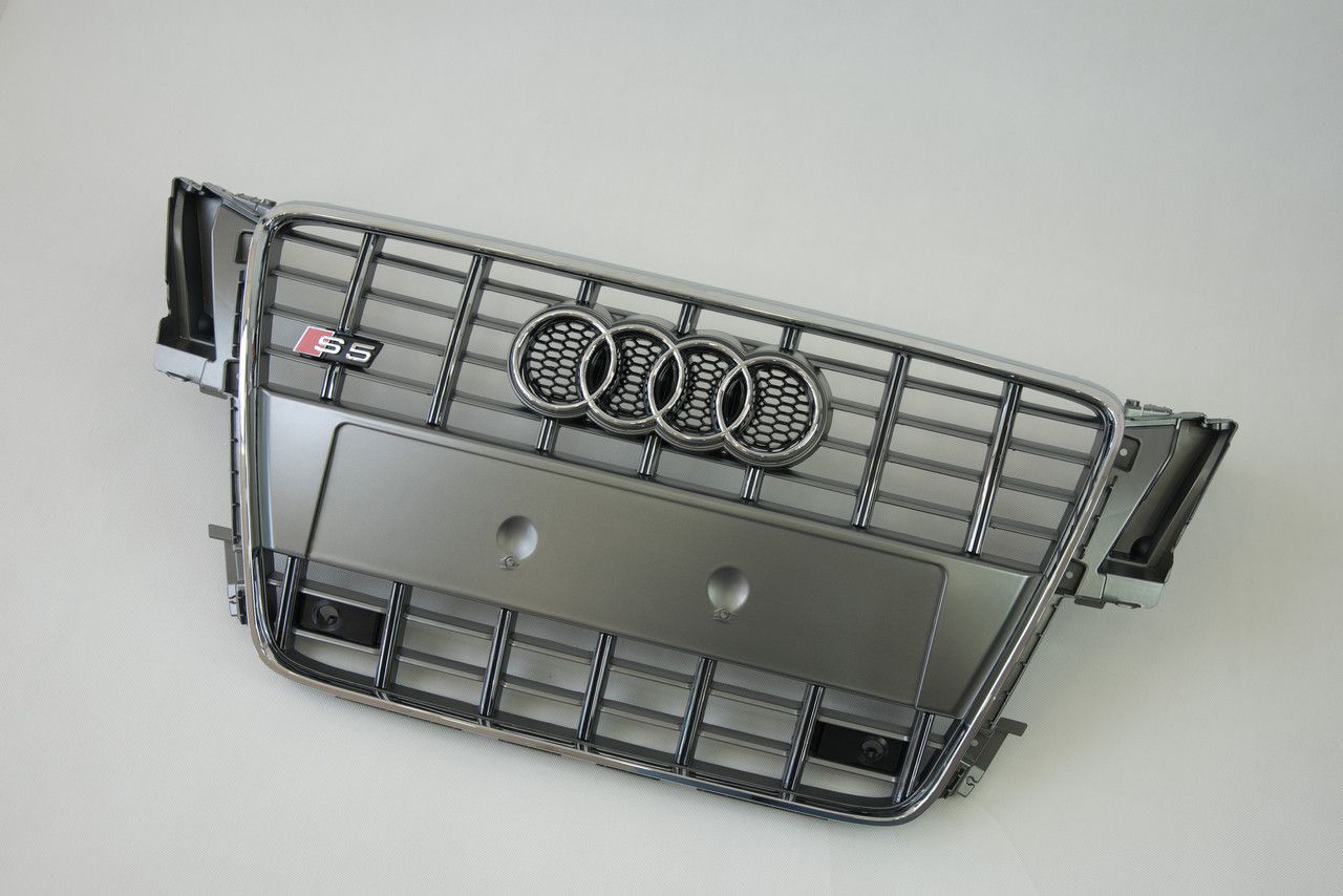 Решетка радиатора Audi A5 2007-2011 Серая с хромом в стиле S-Line