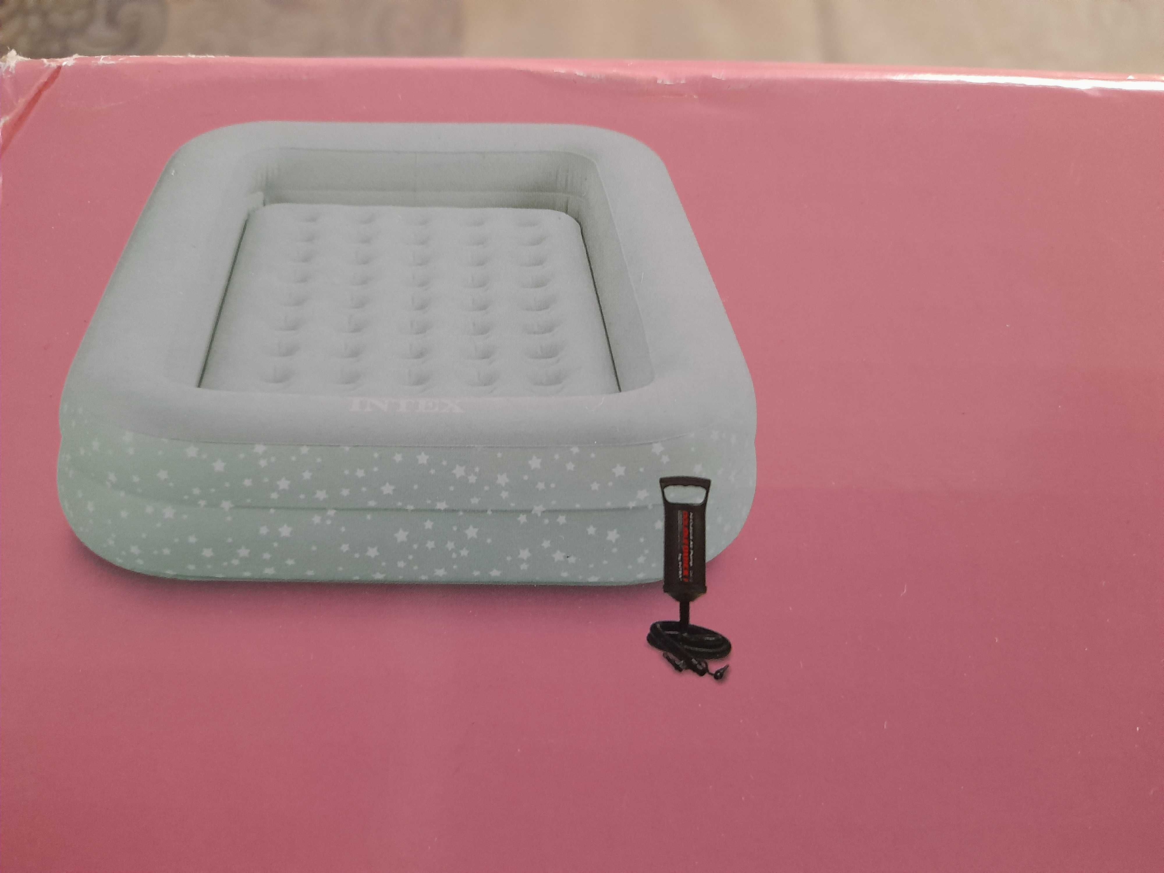 Materac dla Dzieci INTEX 66810 + POMPKA