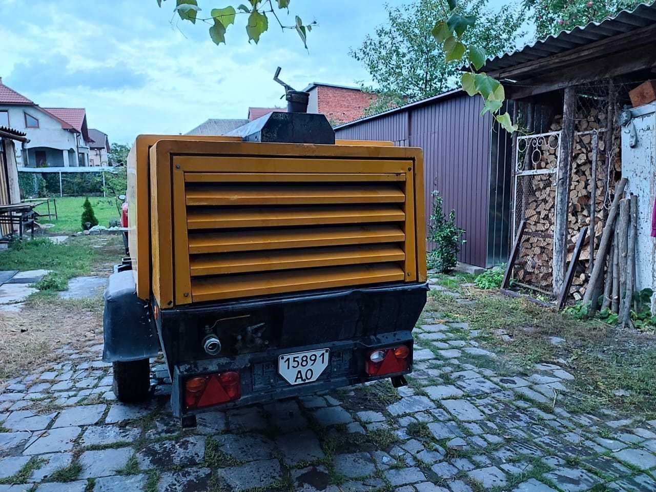 Компресор ATLAS COPCO XAHS 186   2001 року