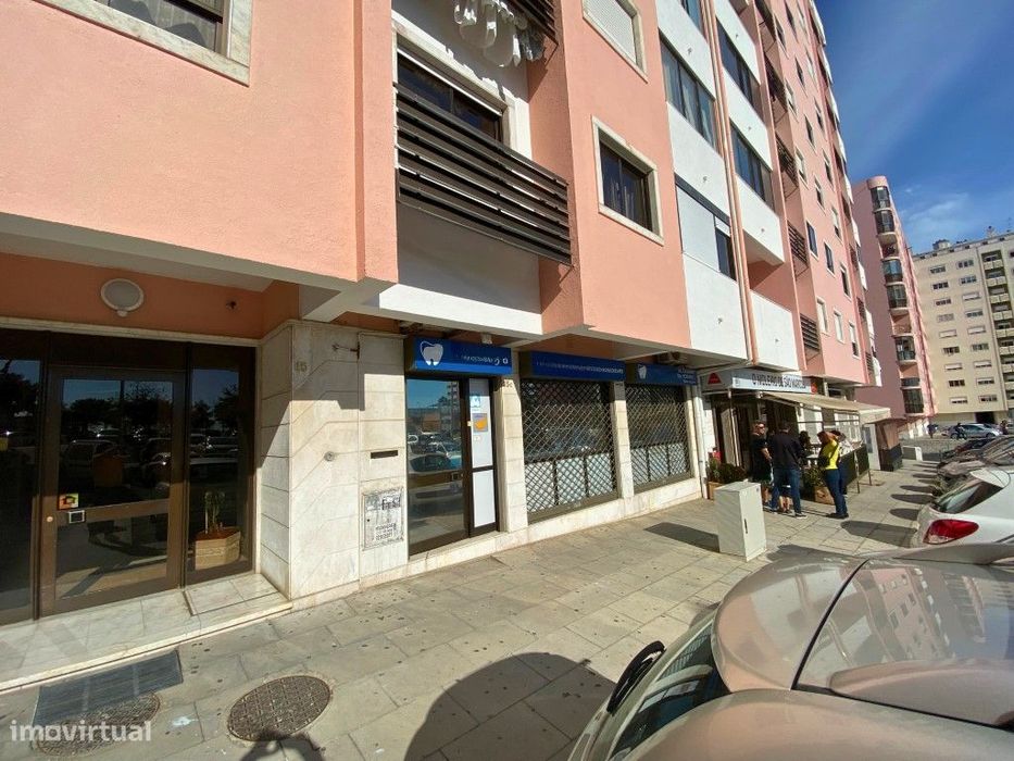 Loja a funcionar como clínica dentária - São Marcos, Sintra - OFERT...