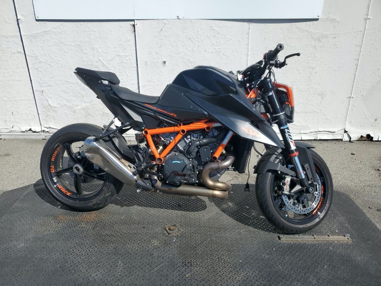 KTM 1290 Super Duke R 2020