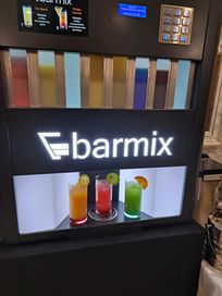 Mobilny Automat do robienia drinków BarmixKris