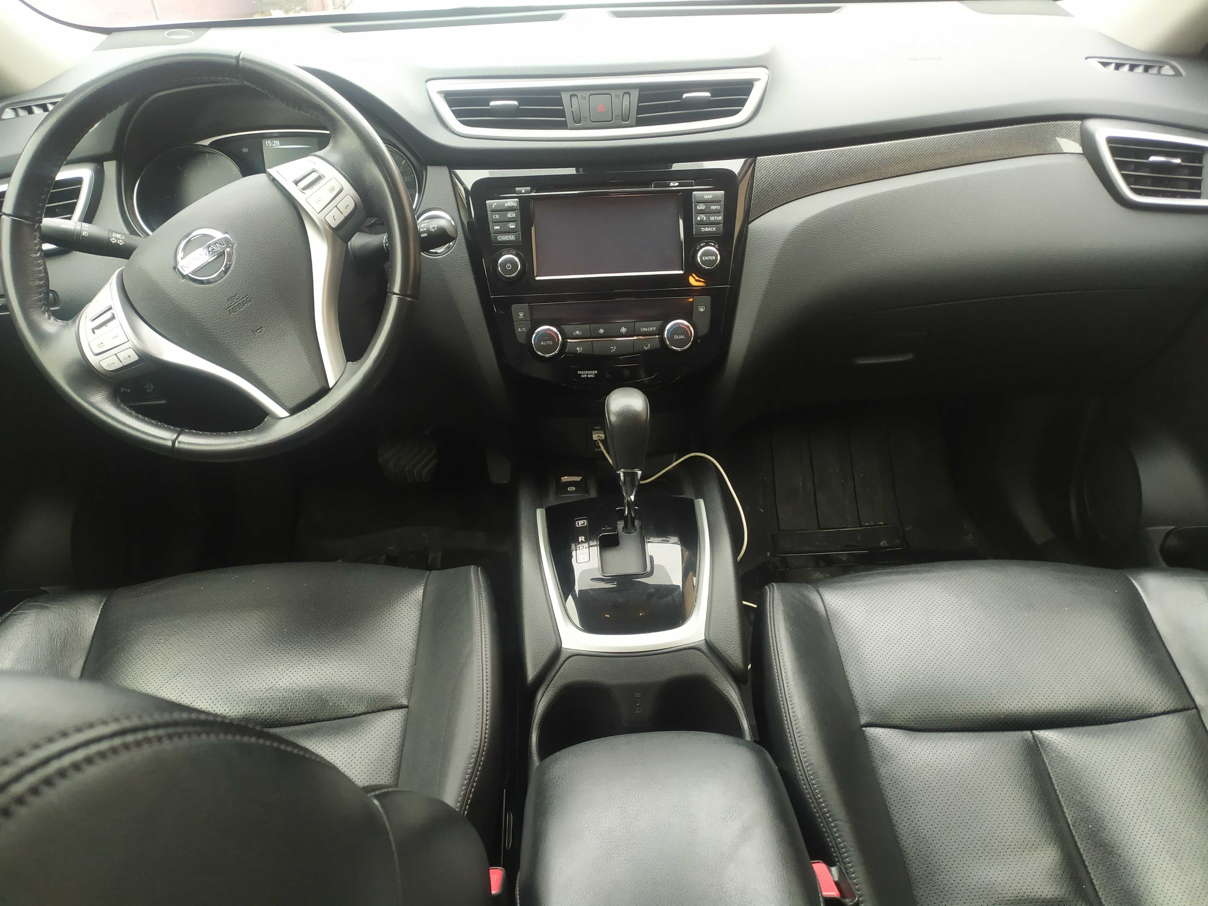 автомобіль NISSAN X -Trail