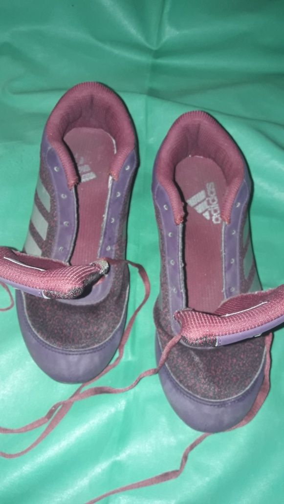 Кроссовки женские Adidas Shoes in Hyderabad фиолетовые адидас 39 24.5