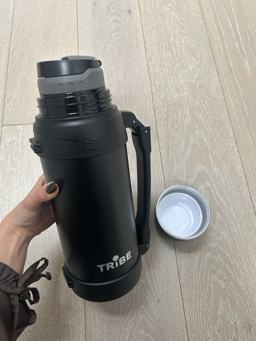 Термос Tribe Family line 2 л T-DG-0001, black
