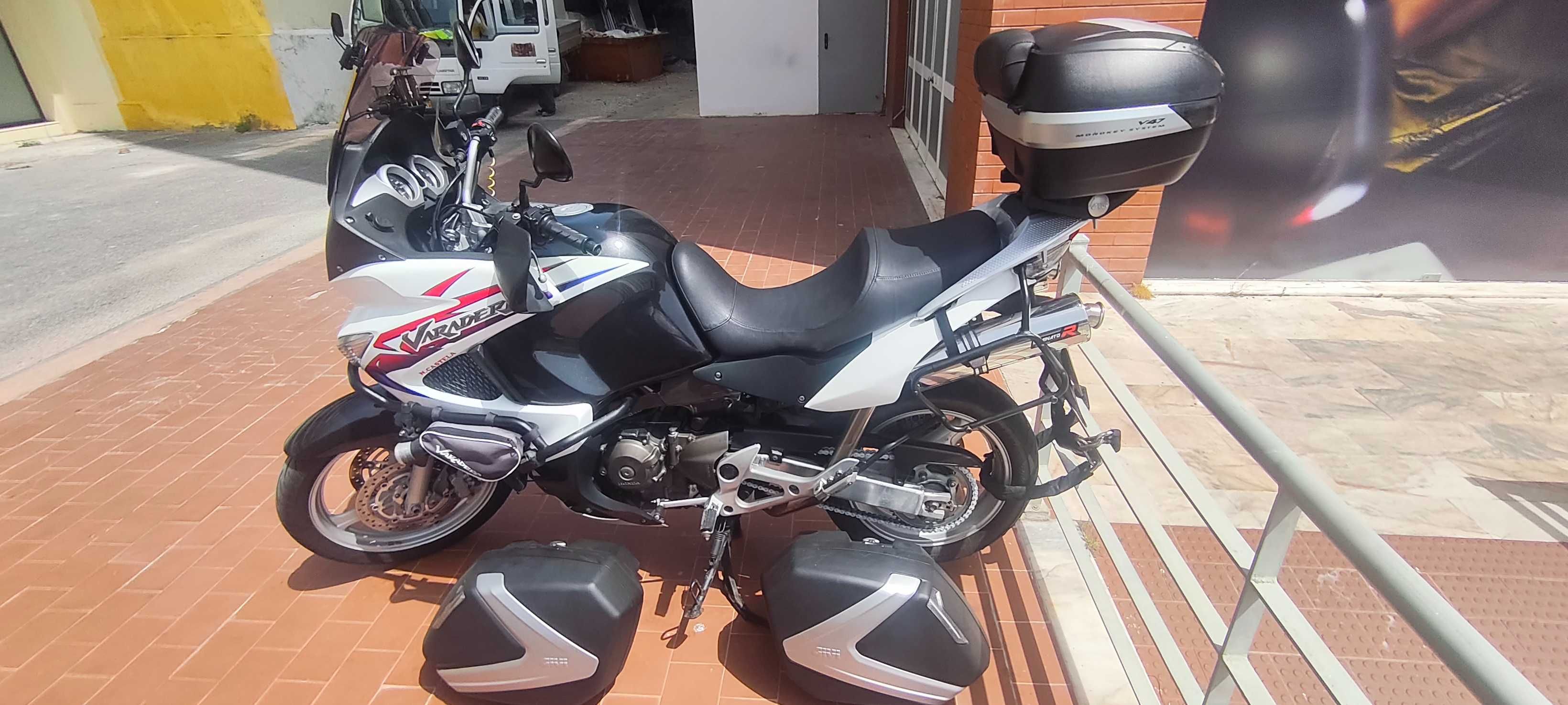 HondaVaradero XL1000
