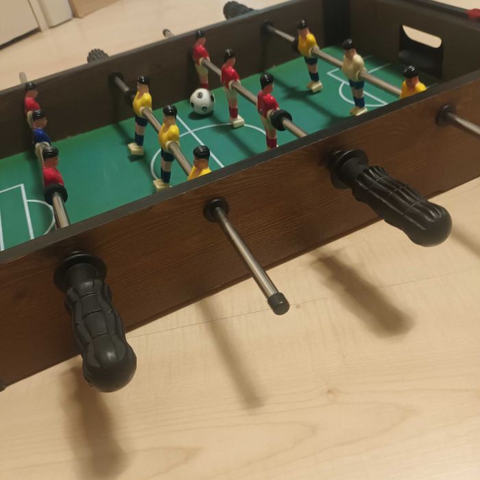 Stół do gry w piłkarzyki