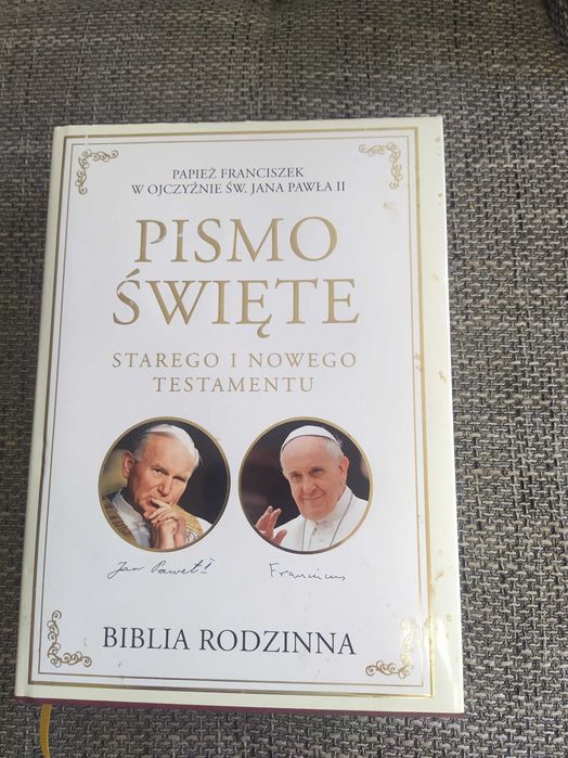 Sprzedam  Biblię Starego i Nowego Testamentu