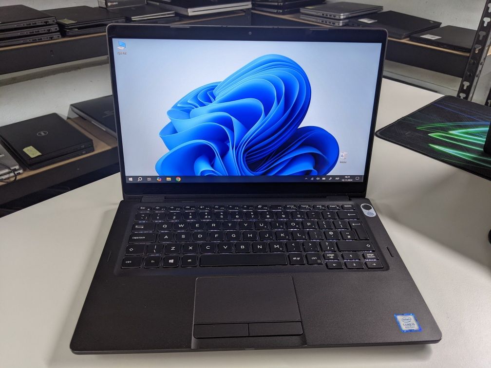 Ноутбук Dell Latitude 5300 2-in-1                 intel Core i5 8265U