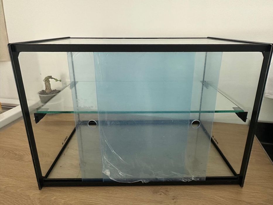 Vitrina expositora balcao neutra 555x390x375