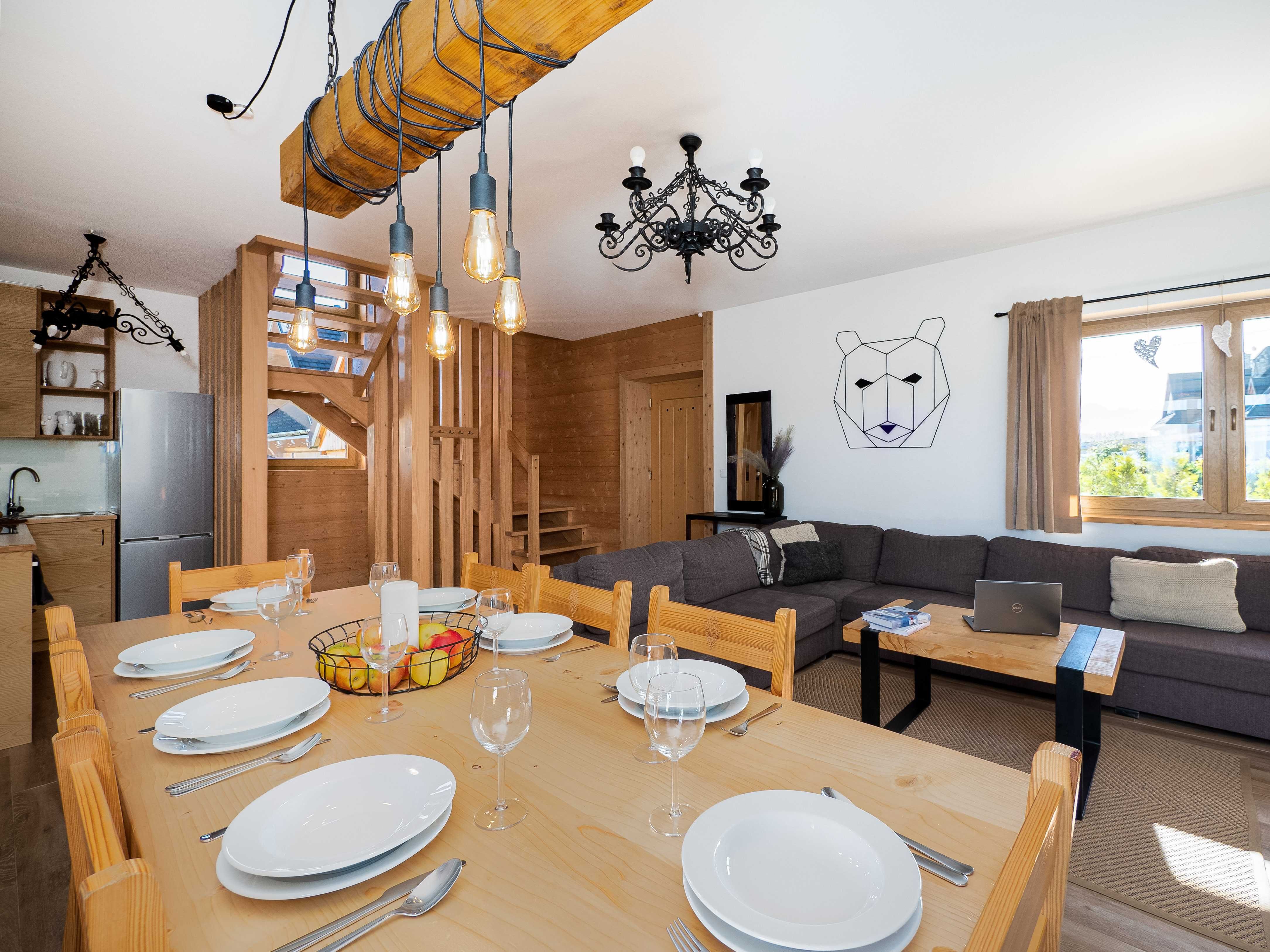 Domek w górach 8 , 10 osobowy jacuzzi, sauna, kominek