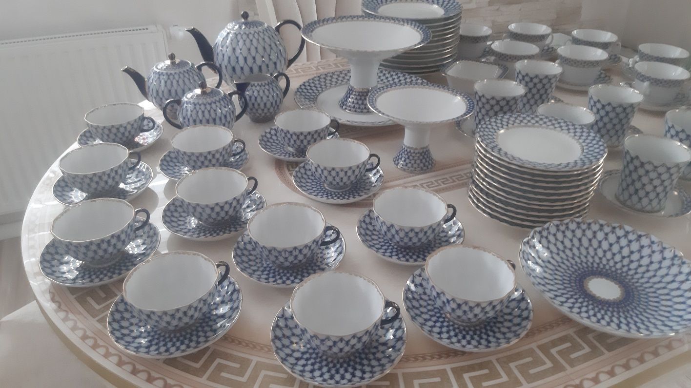 Komplet porcelanowy- stan idealny!