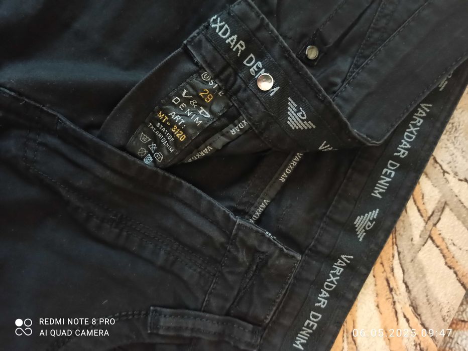 Джинси чоловічи чорного кольру розмір 29