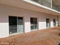 Loja com Garagem