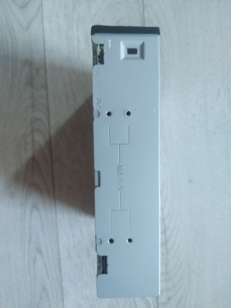 Nagrywarka DVD wewnętrzna LG GH24NSB0 SATA