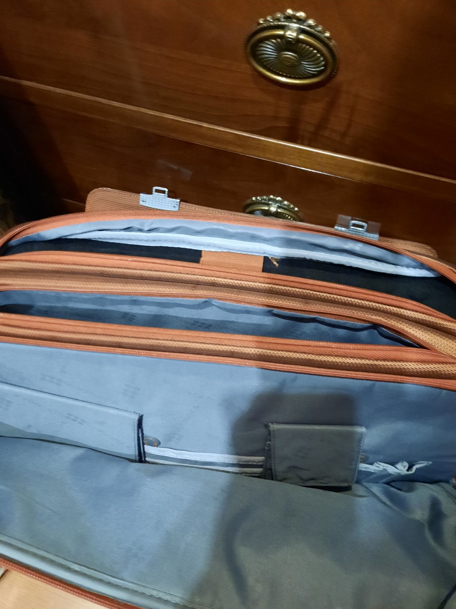 Портфель, сумка для ноутбука RONCATO