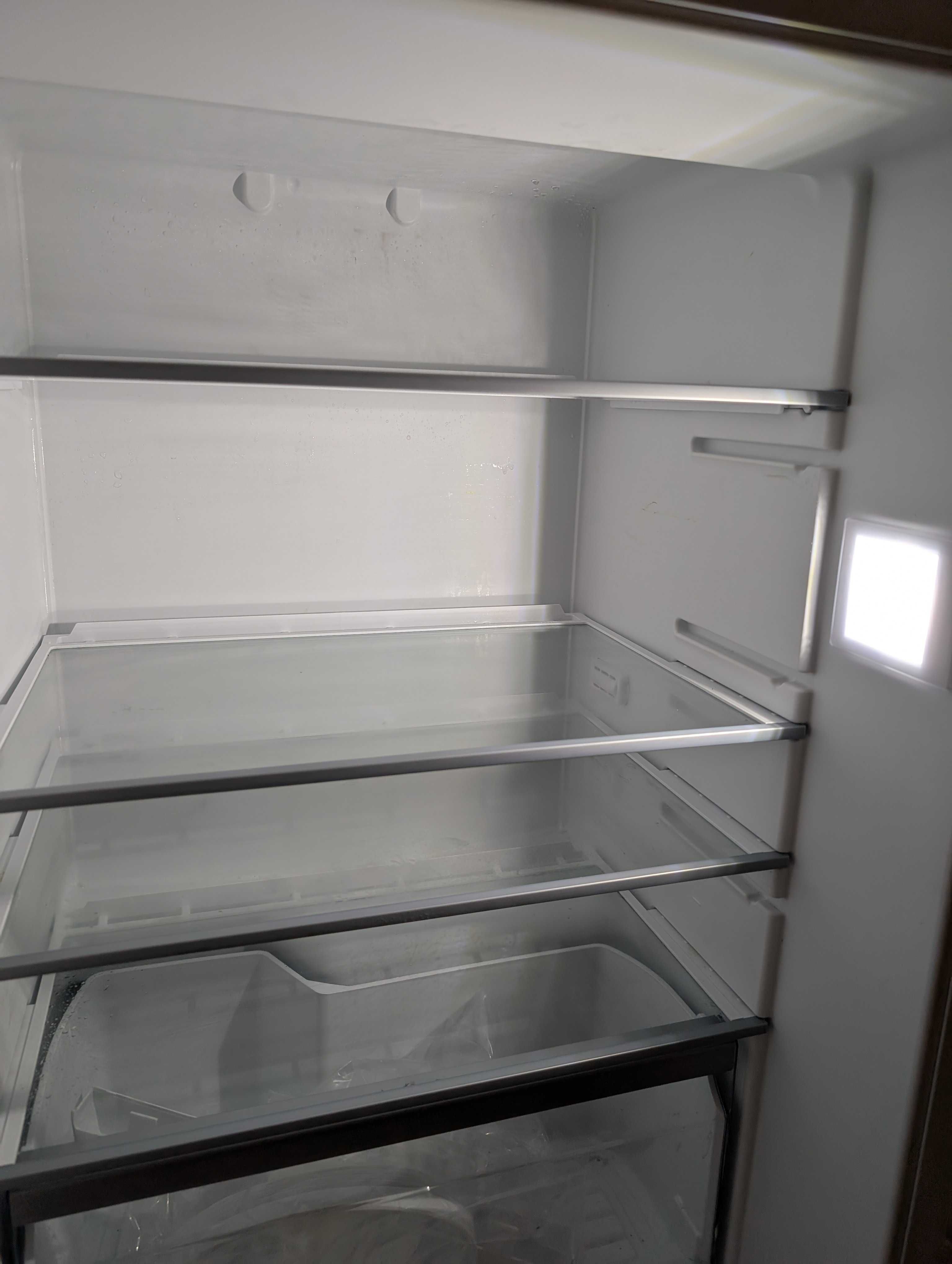 Lodówka Miele K 7103 D / 87.5cm