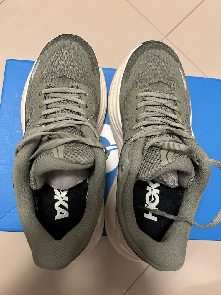 Кросівки Hoka One One Bondi 9