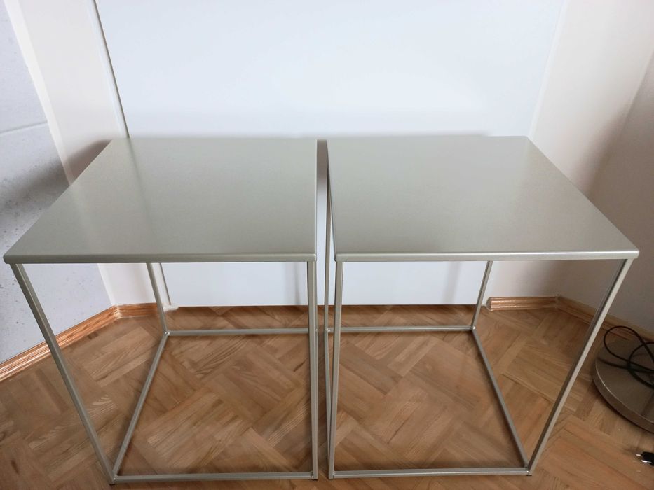 Sprzedam 2 metalowe stoliki