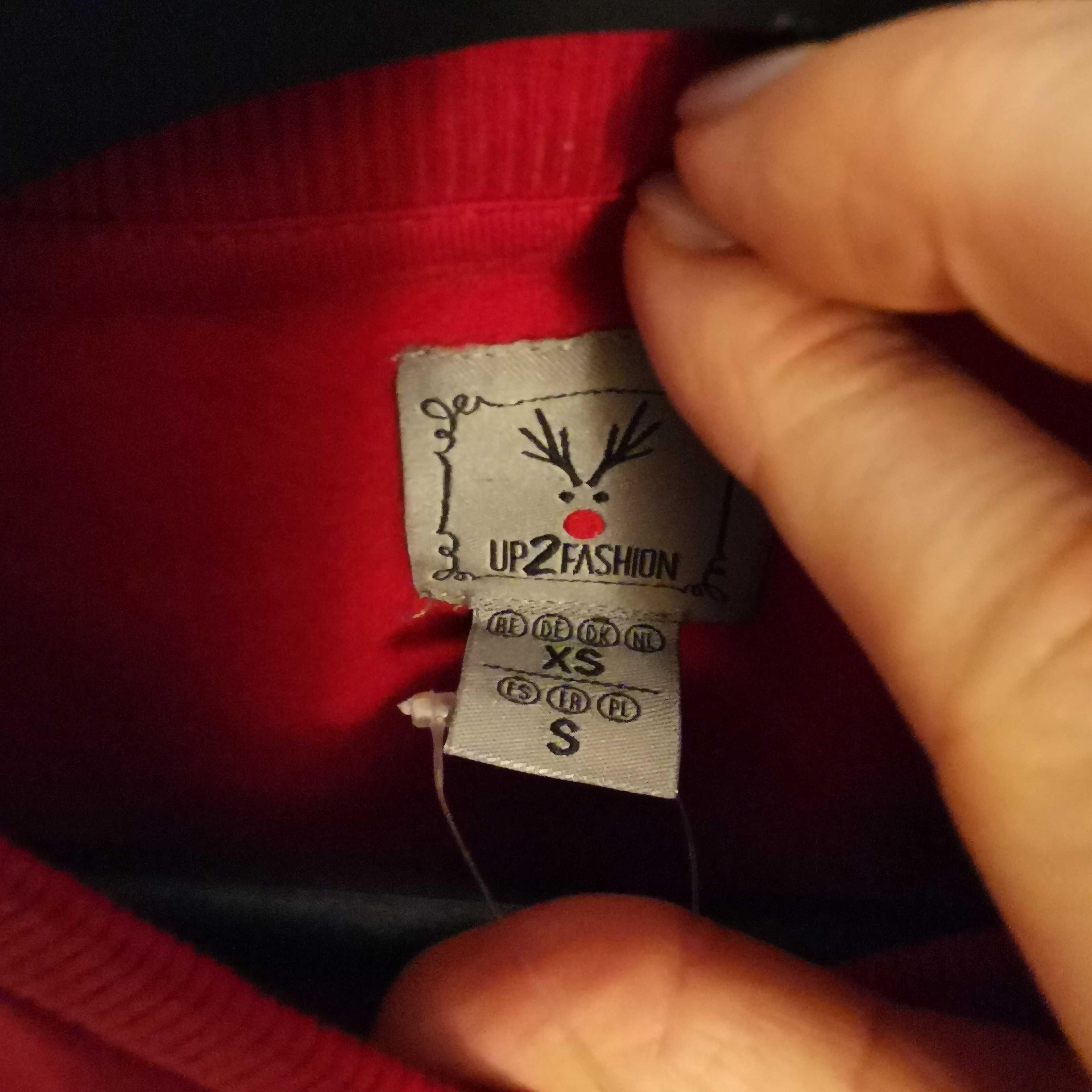 WYPRZEDAŻ Bluza swiateczna kolor czerwony rozmiar XS/S NOWA z metką