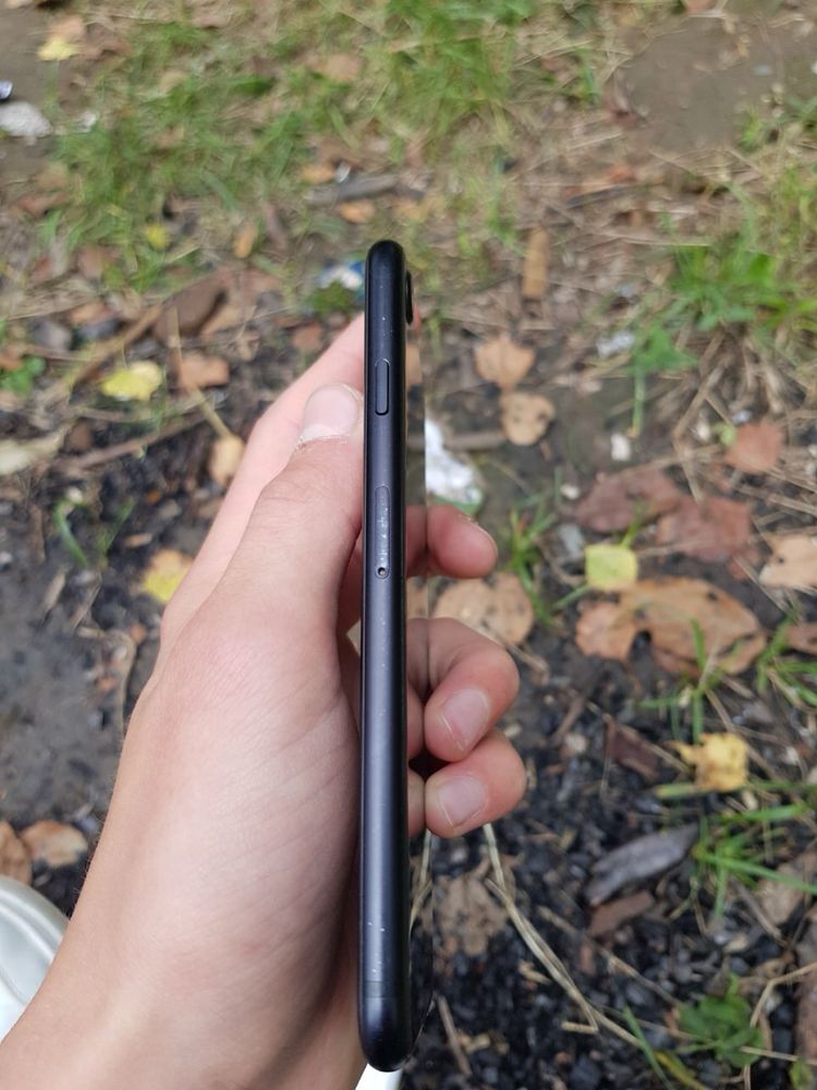 Iphone SE 2020 R-sim.