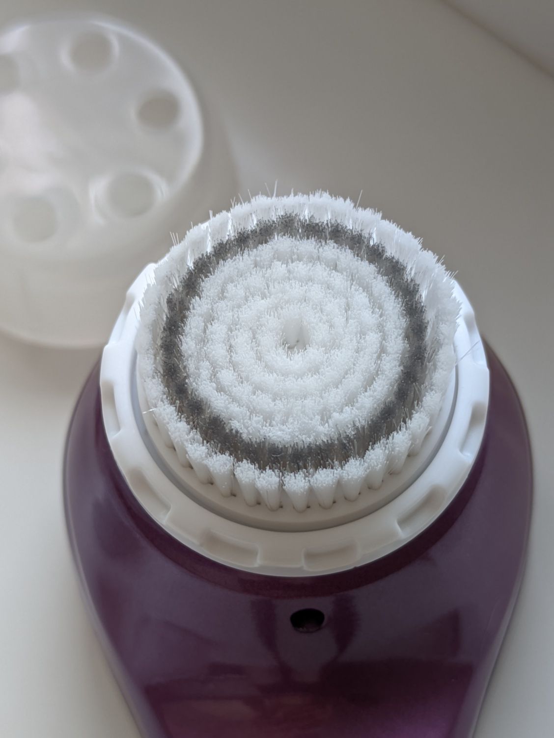 Аппарат для чистки лица Magnitone Barefaced FACIAL CLEANSE BRUSH