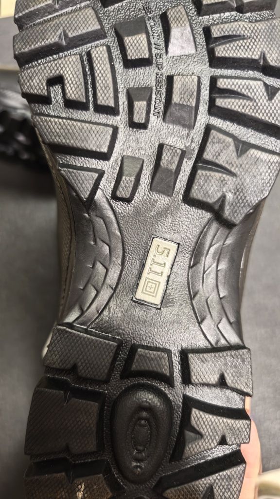 Botas 5.11 A.T.A.C.® 2.0 8" Zip
