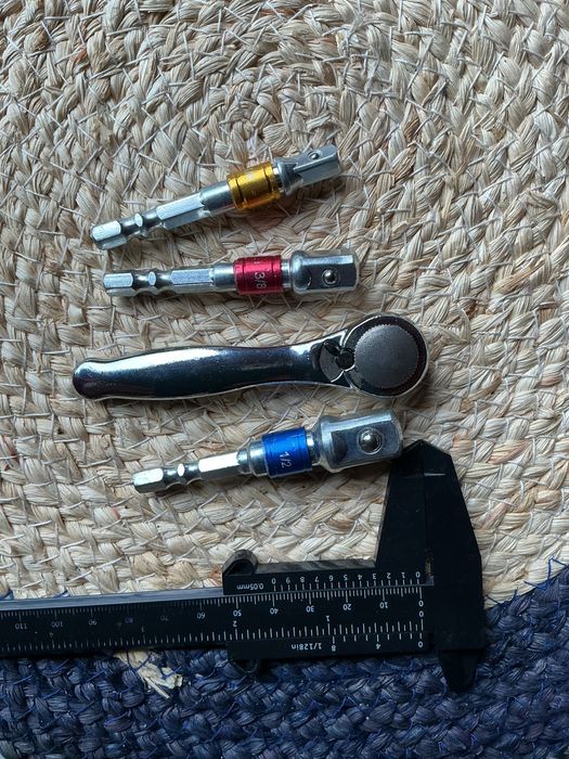 Високоякісний набір 4 пр трещотка 1/4 з перехідниками 1/4 3/8 1/2новий