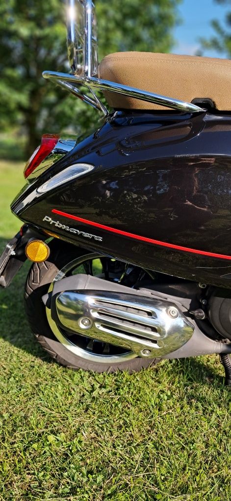 Vespa Primavera 125