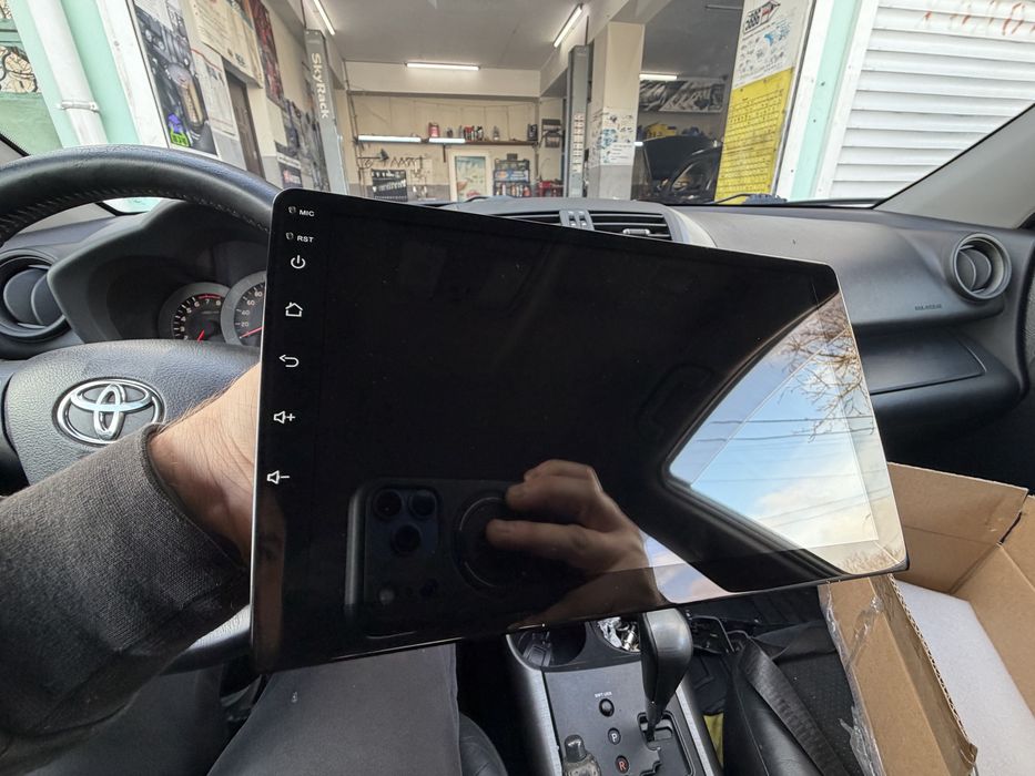 Android магнітола 9 дюймів під ремонт