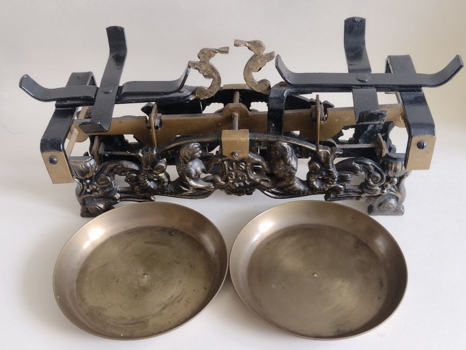 Zabytkowa Waga szalkowa 3 kg