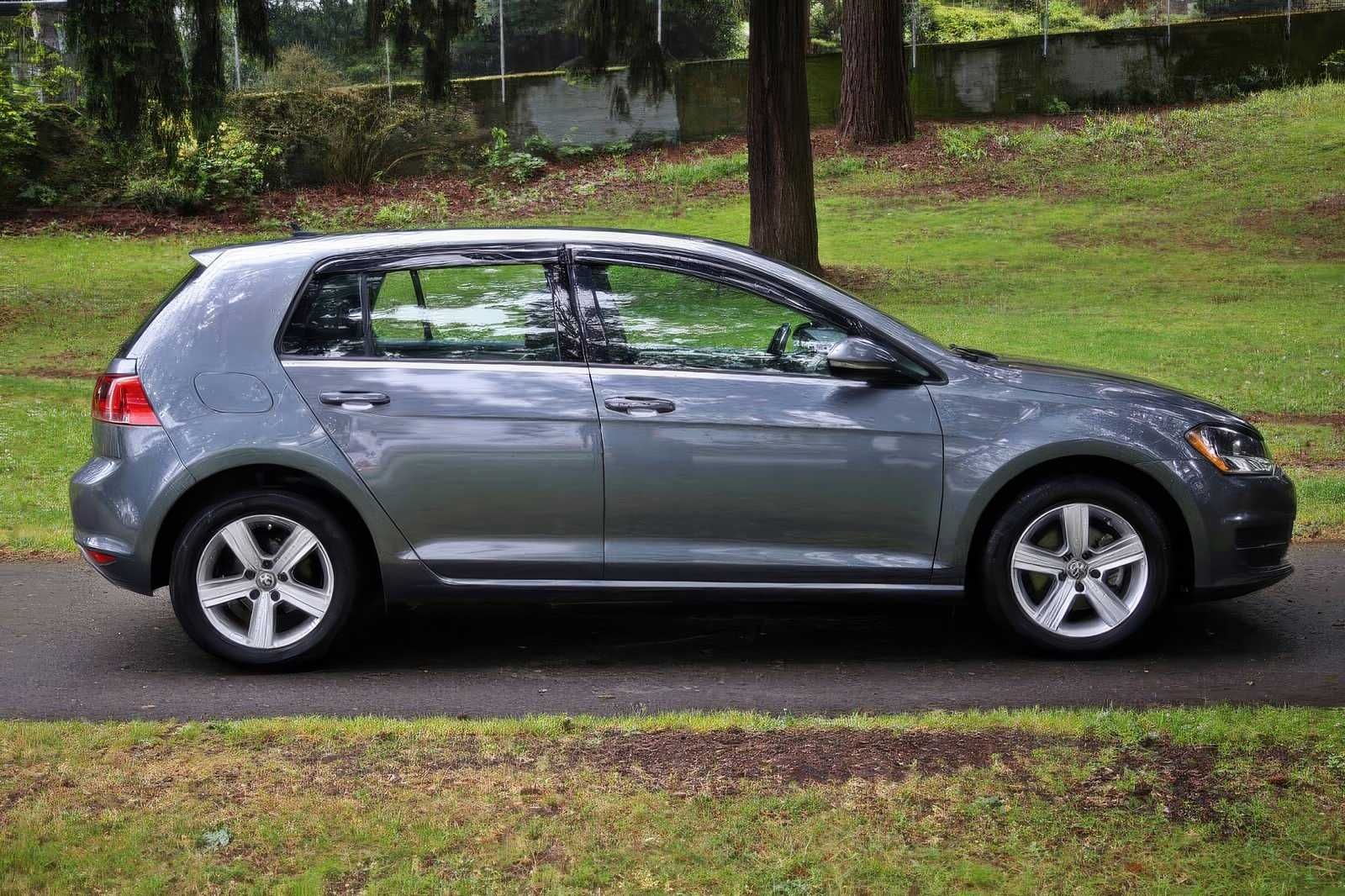 2015 Volkswagen Golf TDI S