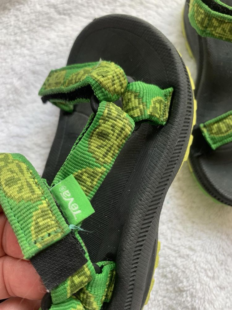 Босоножки сандали teva 25p зеленые анатомические
