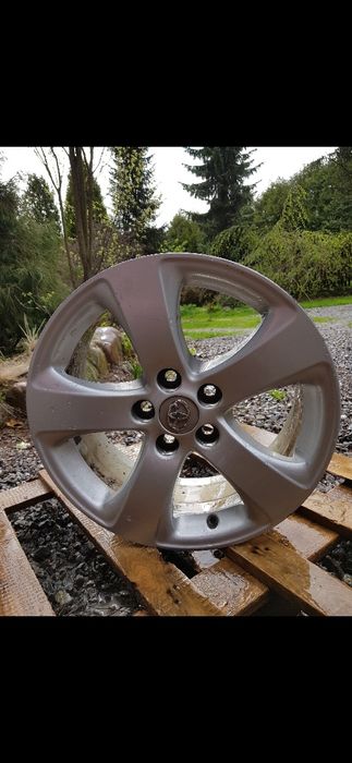 Toyota oryginalne alufelgi 17'