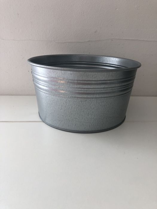 Vaso para planta em metal galvanizado indoor/outdoor