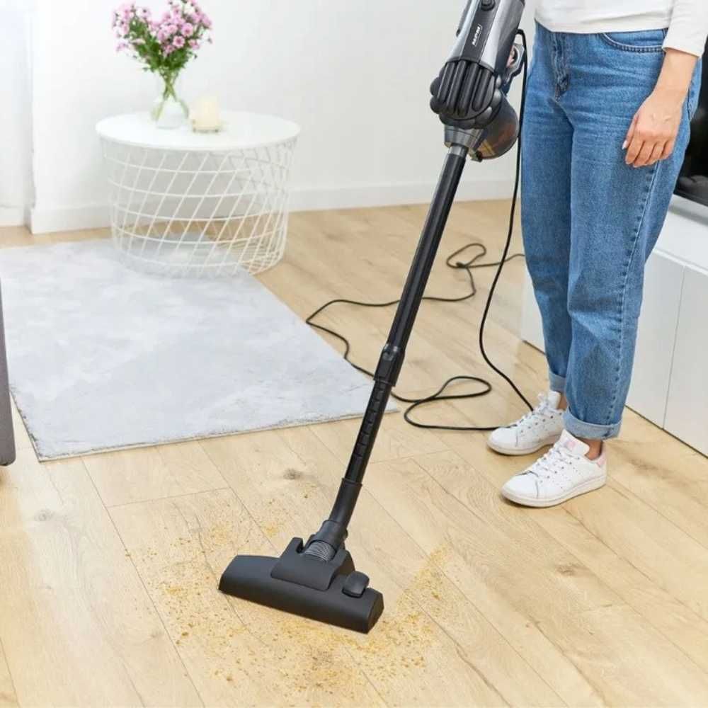 MOCNY Odkurzacz PIONOWY domowy ręczny 600W filtr + akcesoria ZESTAW