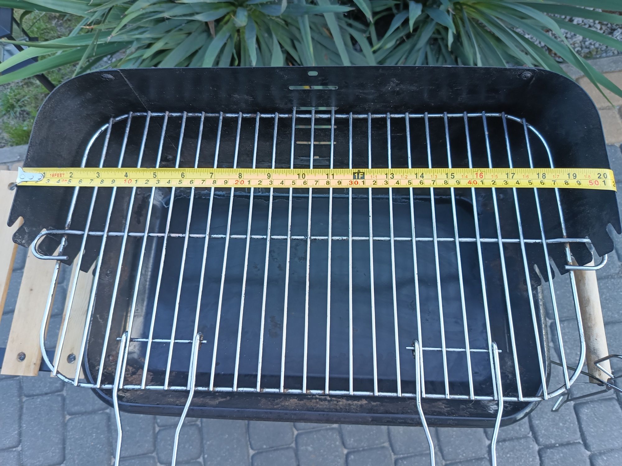 Grill węglowy jak nowy