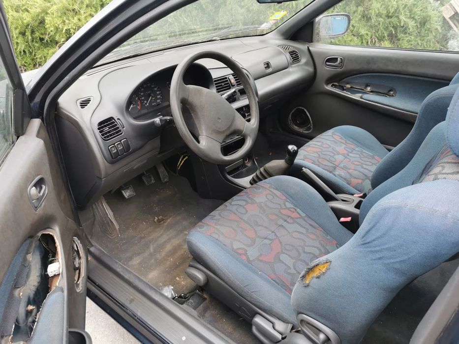 Peças Mazda 323 do ano 1997