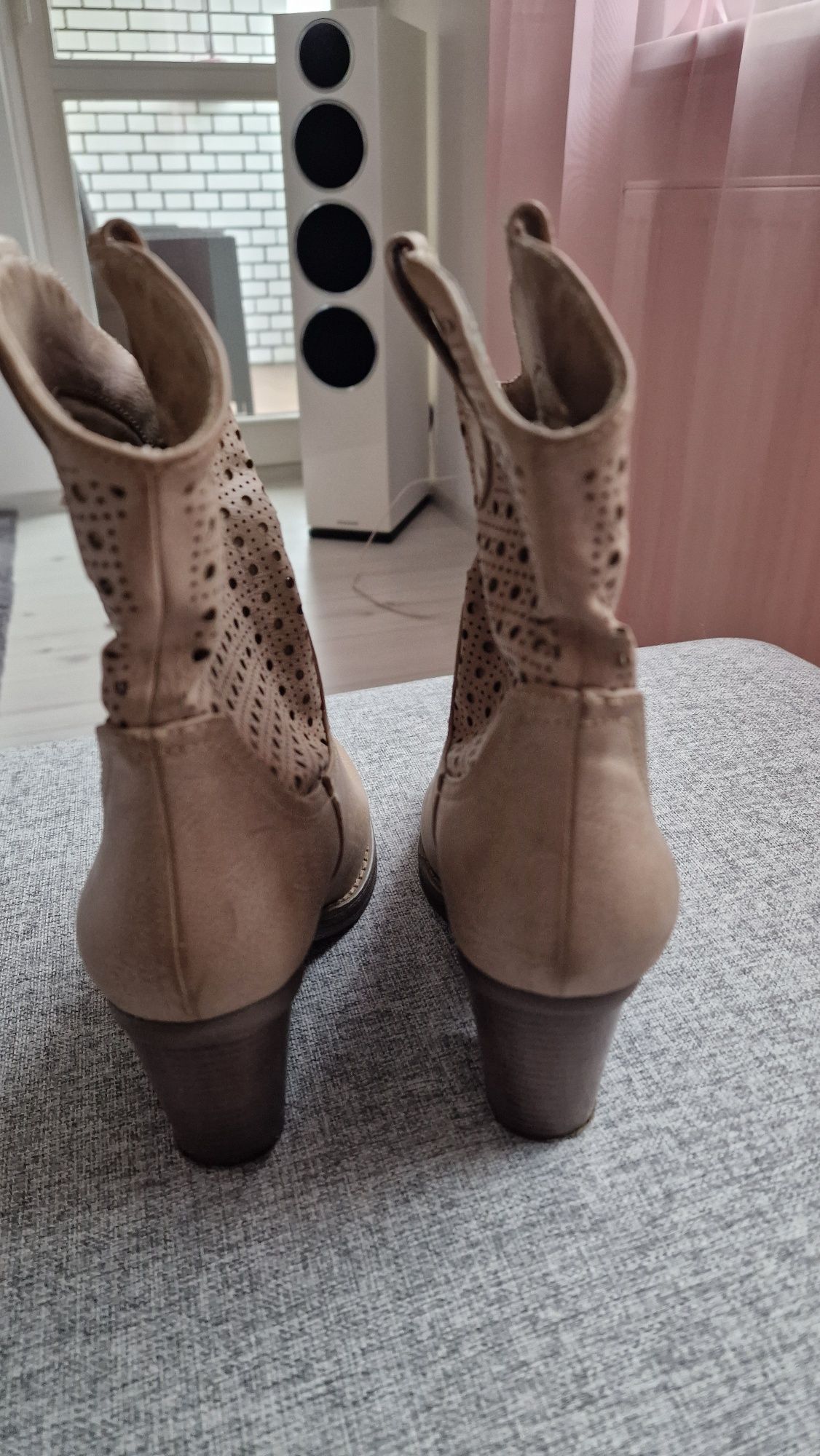 Buty skórzane Francescomilano damskie 38