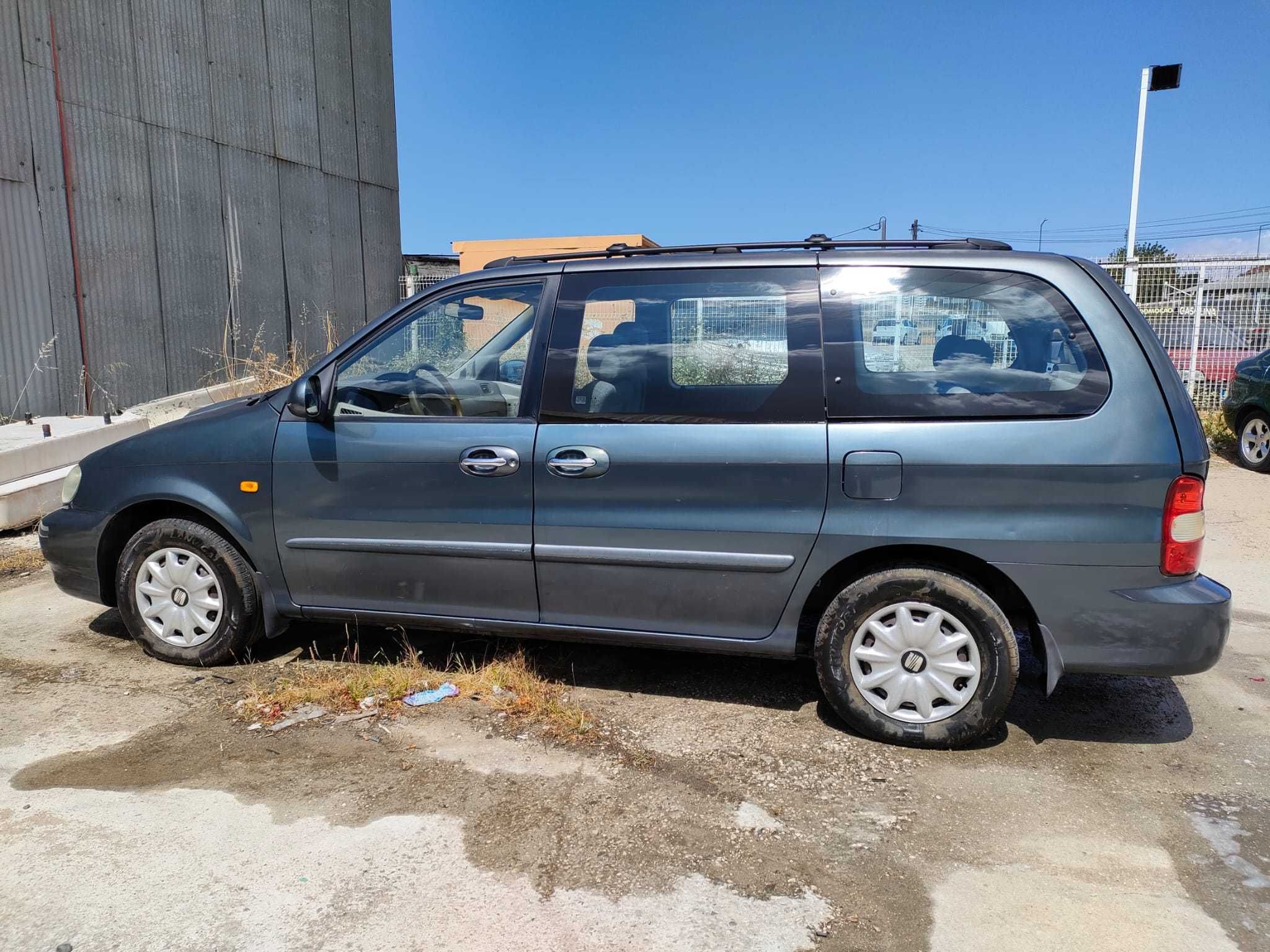 kia Carnival para peças