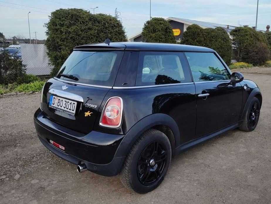 Разборка MINI Cooper  1,6 бампер комплектний