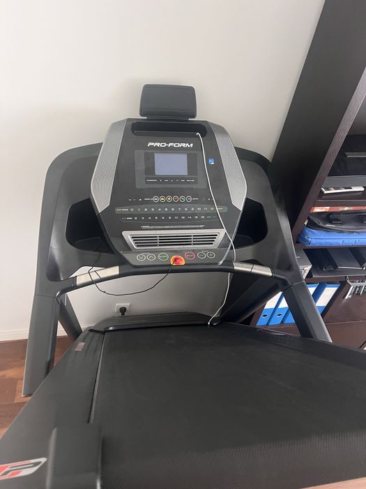 Esteira PROFORM como nova