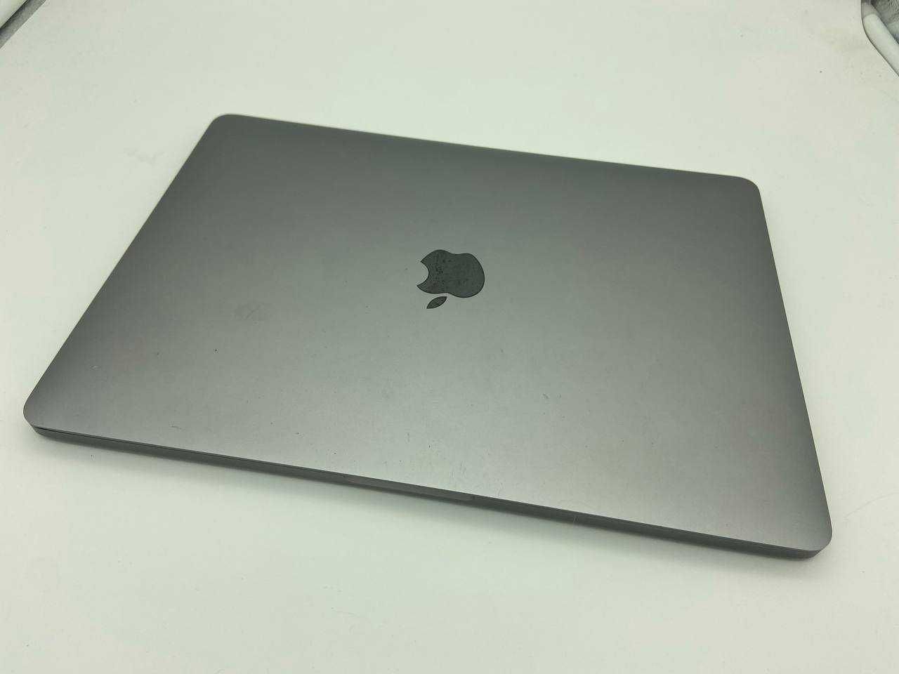 Macbook 13 pro 2017 8/128