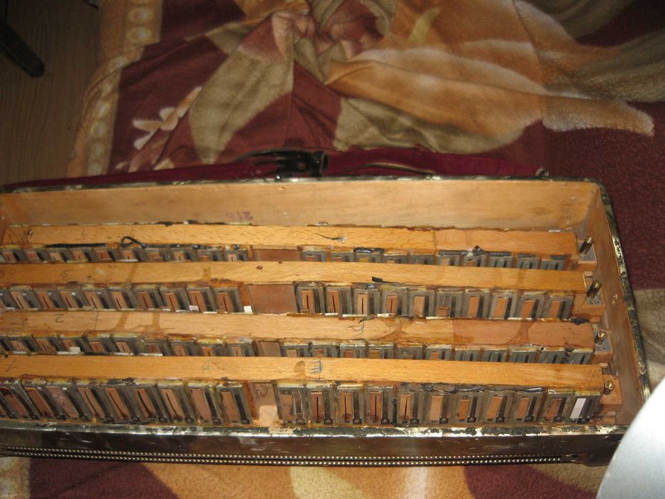 Akordeon Weltmeister 120 basów