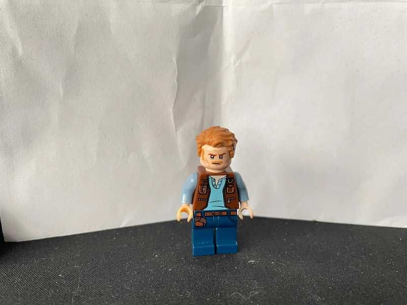 Lego Jurassic World Owen Grady Minifigurka