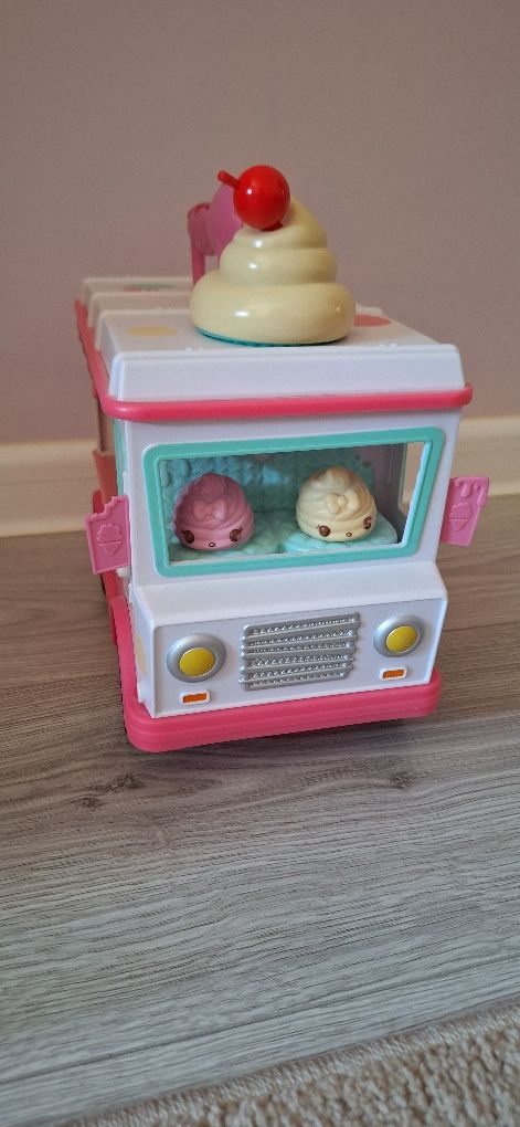 Autobus Num noms